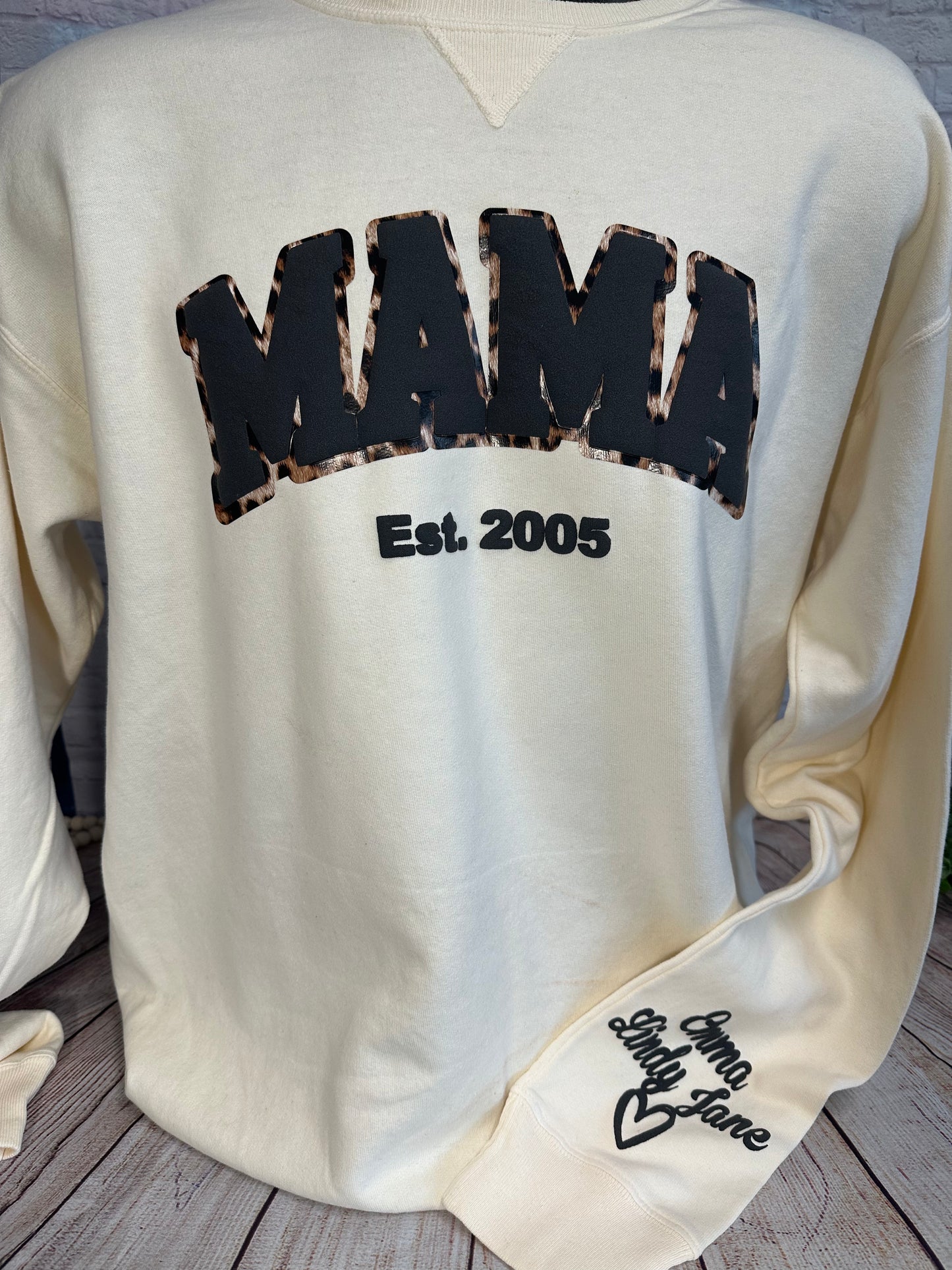 Leopard Mama Puff with Children's Names