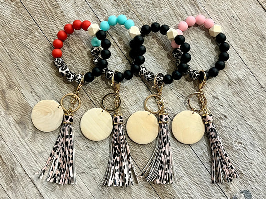 LEOPARD SILICONE BEADS WRISTLET - LEOPARD FAUX LEATHER TASSEL