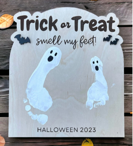 Halloween Handprint/Footprint Sign